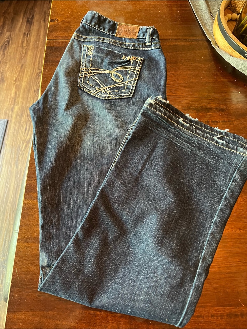 BKE Women’s Dark Indigo Bootcut Jeans with Embroidered Pocket